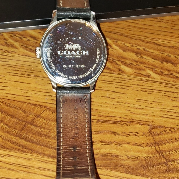 RARE Coach quartz analog leather black signature bumble Bee wristwatch - Picture 4 of 7